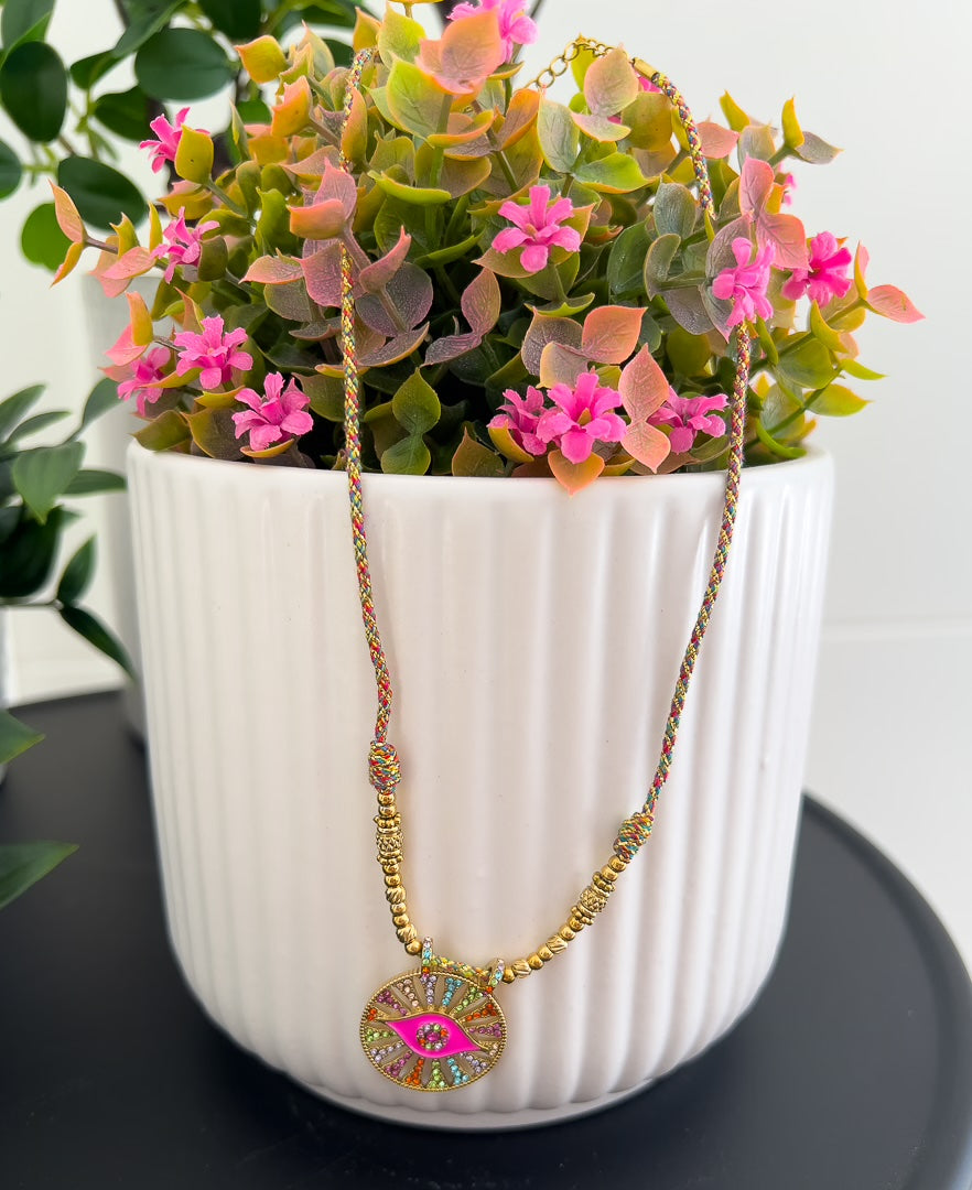 Collier avec son pendentif rond en forme d’oeil « EYES » – photo 2