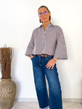 Chemise courte à fines rayures marron et blanches « ALBANE »