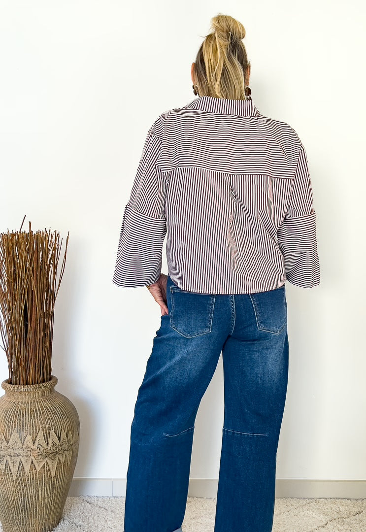Chemise courte à fines rayures marron et blanches « ALBANE » – photo 4