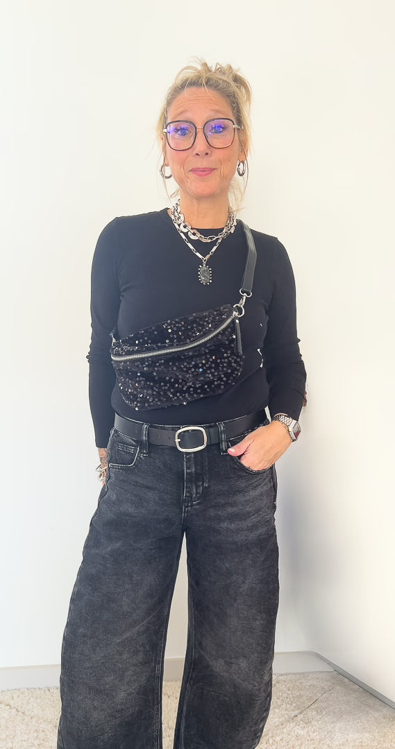 banane noir à sequins avec une bandoulière